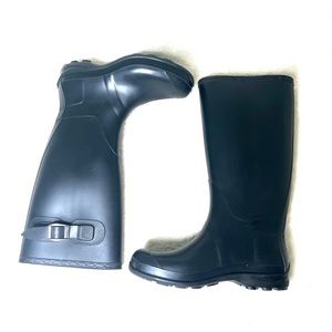 Kamik tall rain boots black size 6